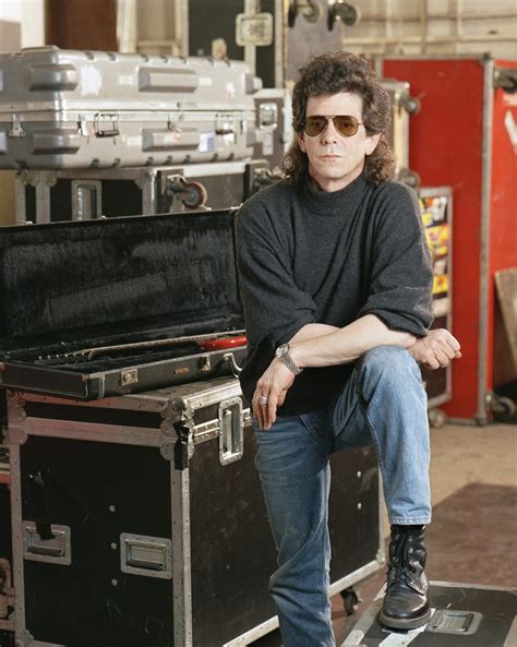 The Transgressive Magic of Lou Reed's Androgynous Persona